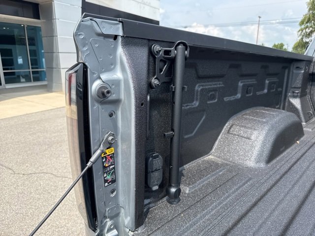 New 2025 GMC Sierra 2500 AT4 w/ AT4 Premium Plus Package image 18