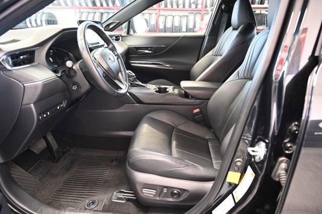 Used 2021 Toyota Venza XLE w/ Softex Package AWD/4WD image 11