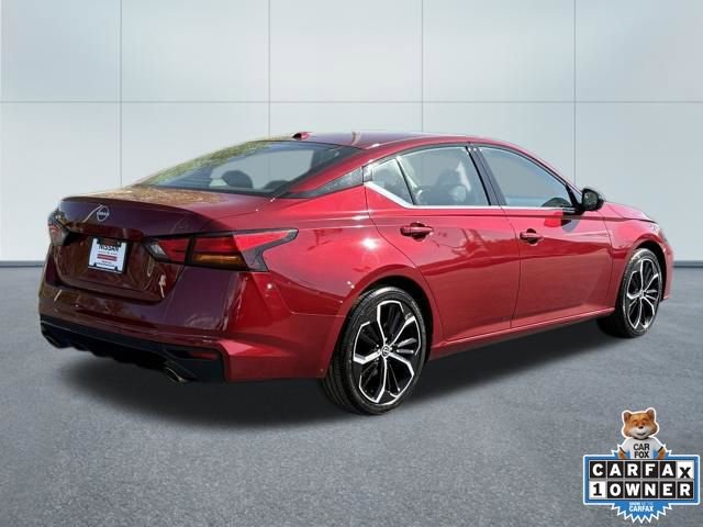 Used 2024 Nissan Altima 2.5 SR image 3