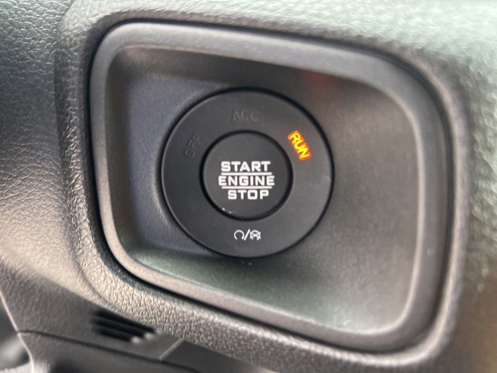 Certified 2024 Jeep Gladiator Sport image 38