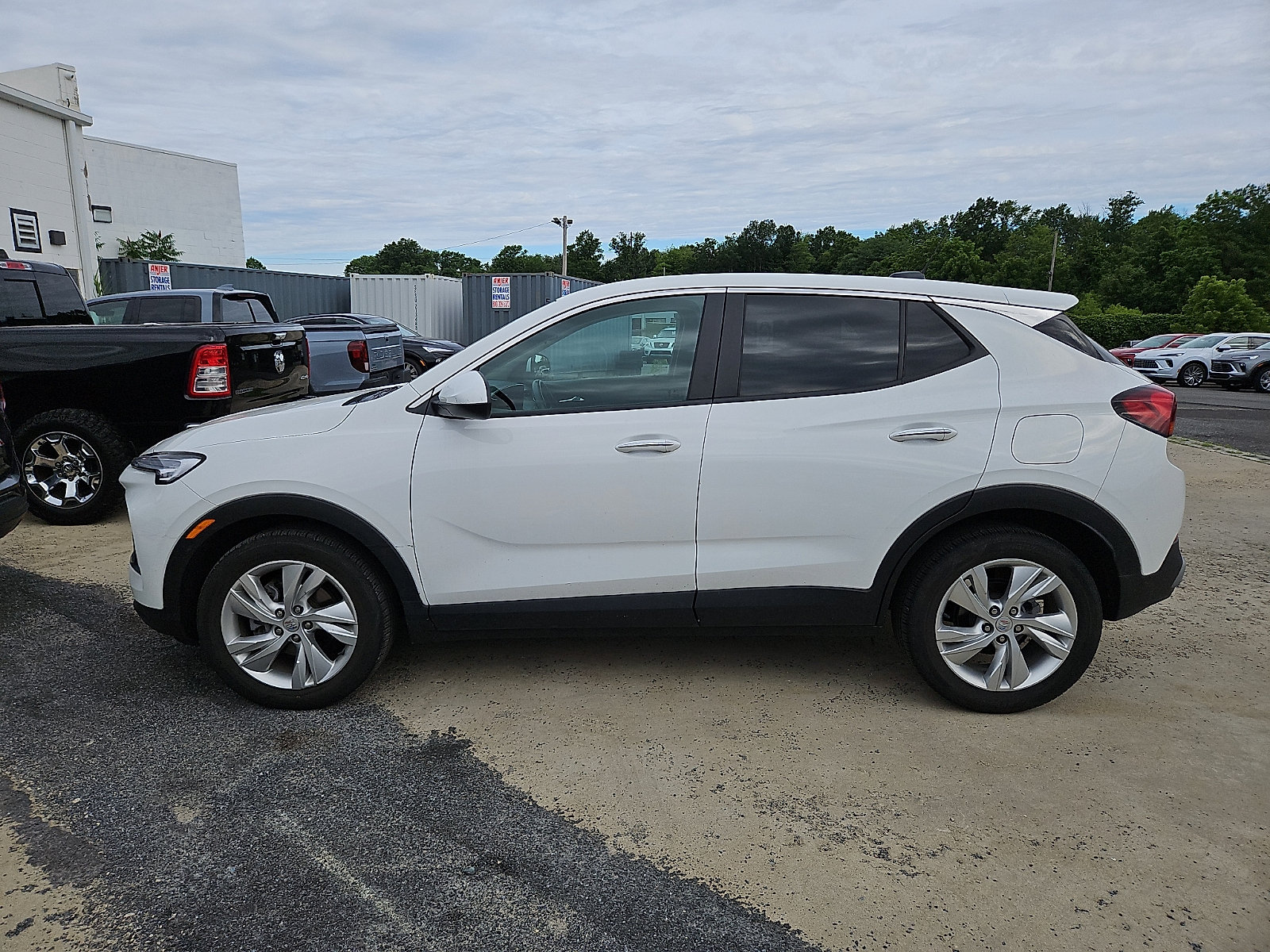 Used 2024 Buick Encore GX Preferred w/ Comfort Package FWD image 5