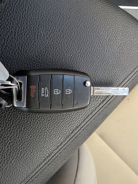 Used 2015 Kia Optima LX FWD image 30