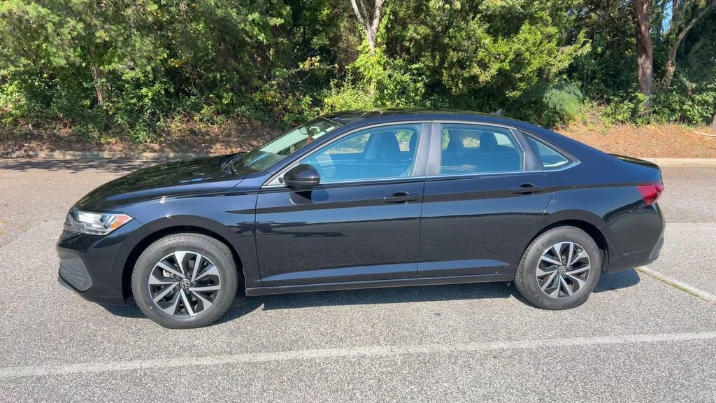 Used 2024 Volkswagen Jetta S image 31