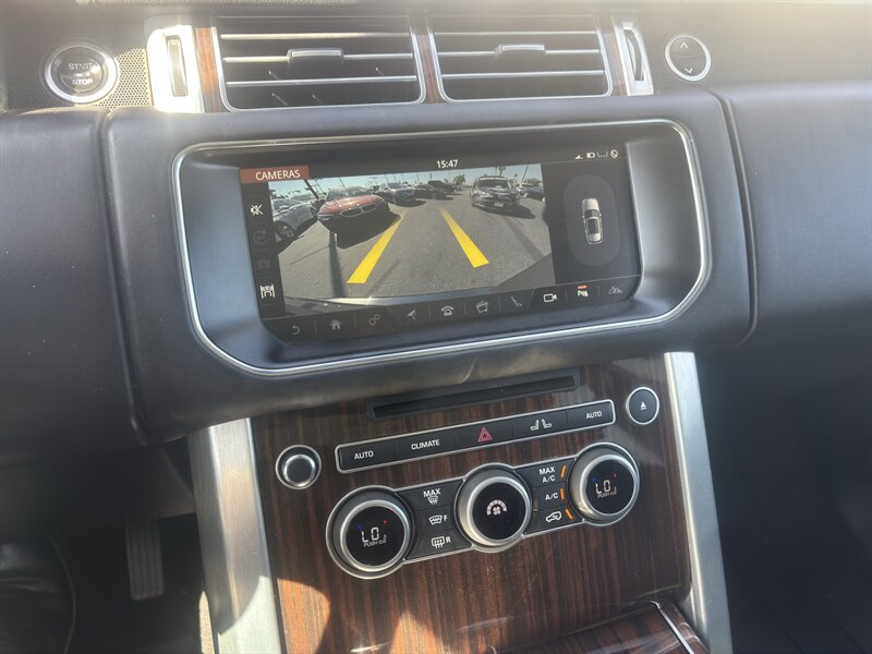 Used 2017 Land Rover Range Rover HSE AWD/4WD image 28