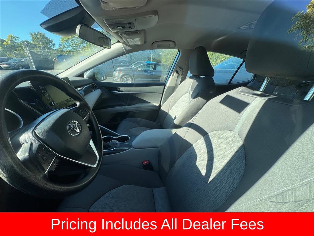Used 2024 Toyota Camry LE FWD image 9