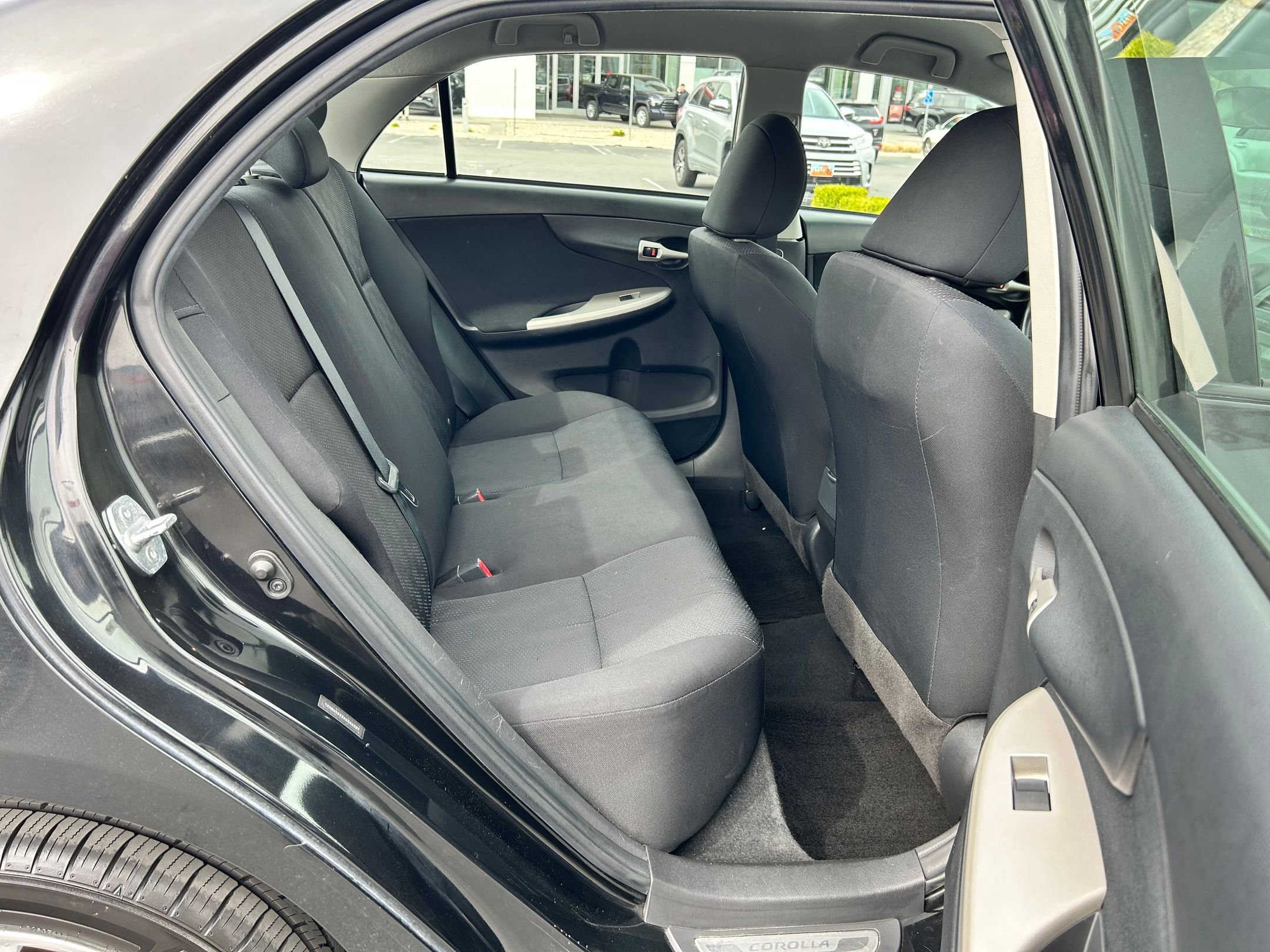 Used 2010 Toyota Corolla S image 24