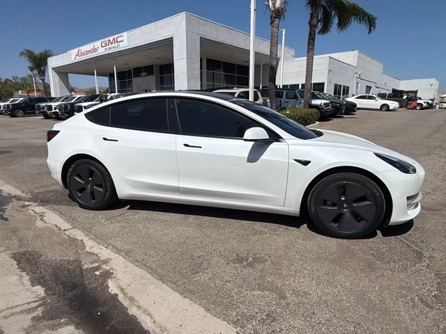 Used 2023 Tesla Model 3 Standard Range RWD image 5
