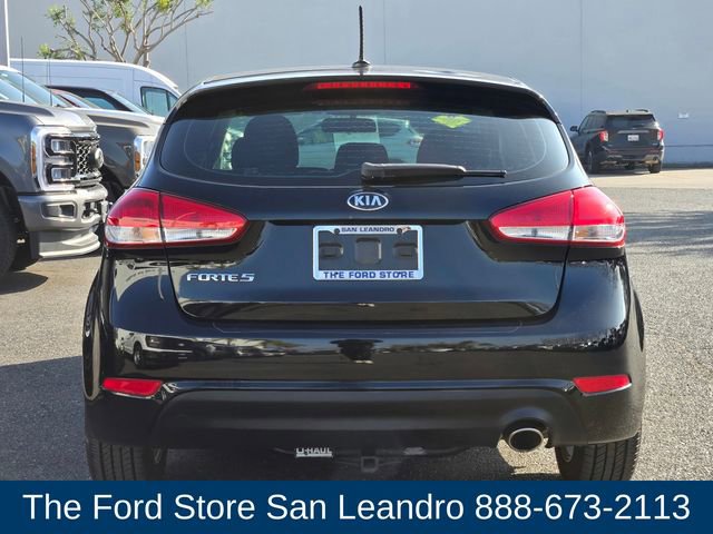 Used 2017 Kia Forte LX image 11