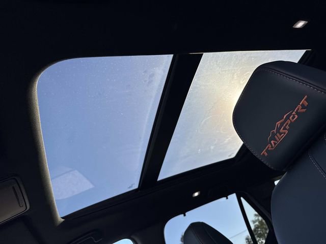 Used 2025 Honda Pilot TrailSport image 15