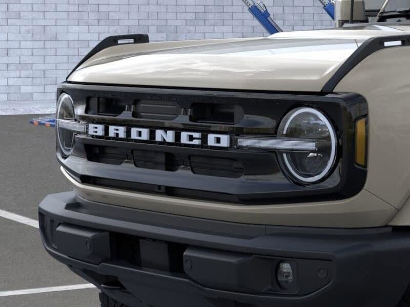 New 2026 Ford Bronco Outer Banks image 19