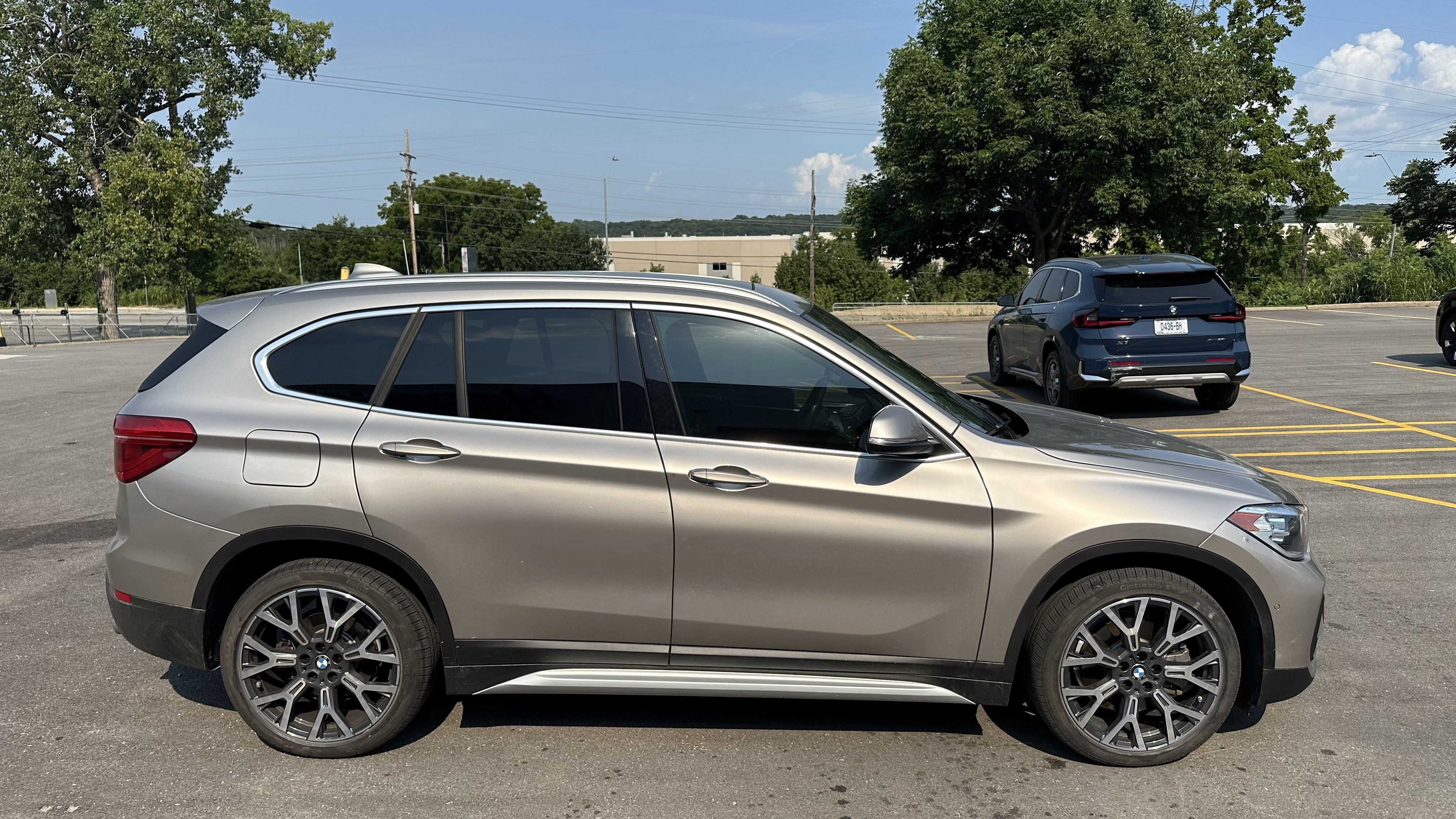 Used 2021 BMW X1 xDrive28i w/ Convenience Package AWD/4WD image 11