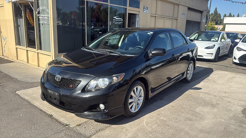 Used 2010 Toyota Corolla S FWD image 15