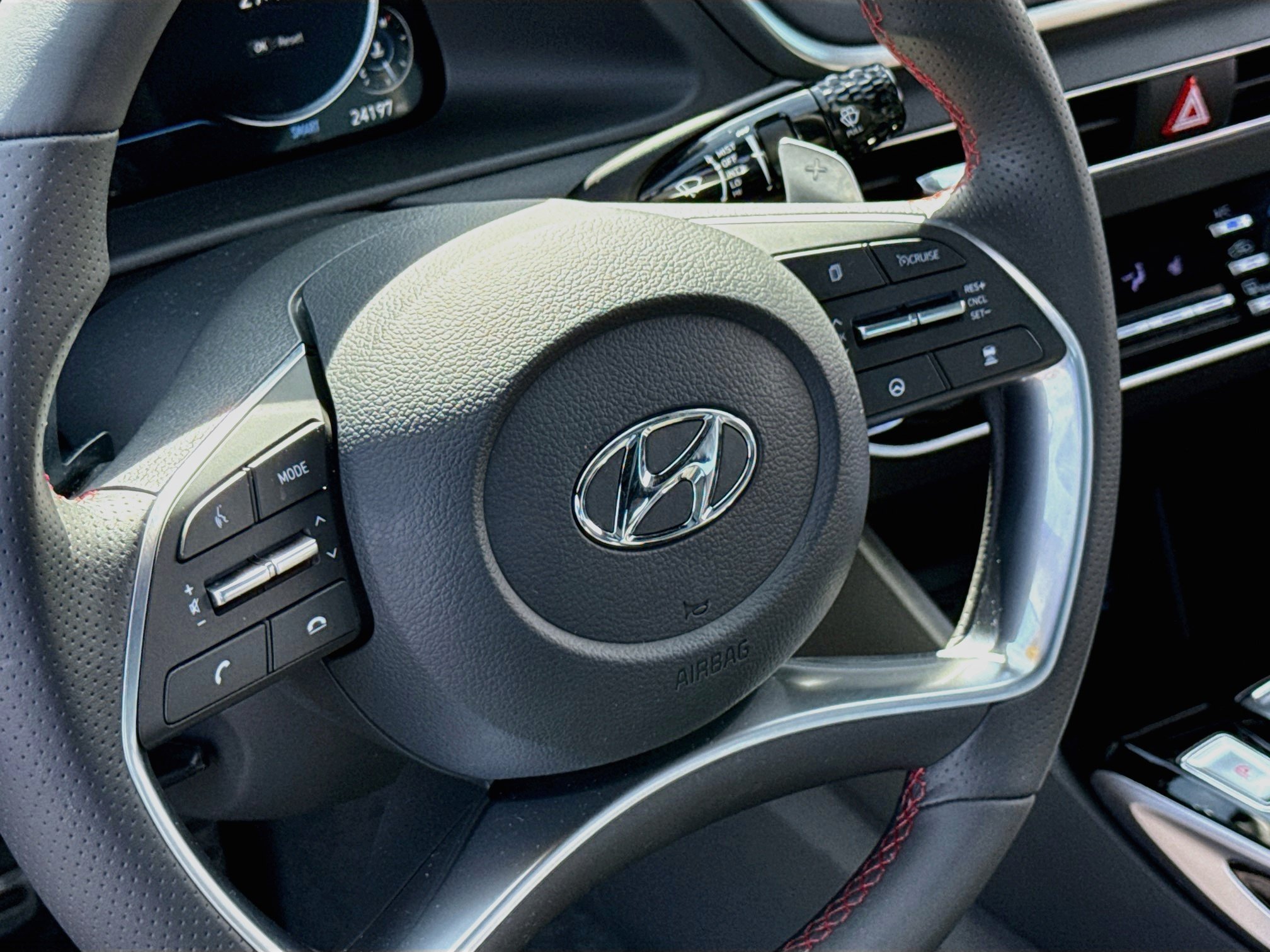 Certified 2023 Hyundai Sonata SEL Plus FWD image 12