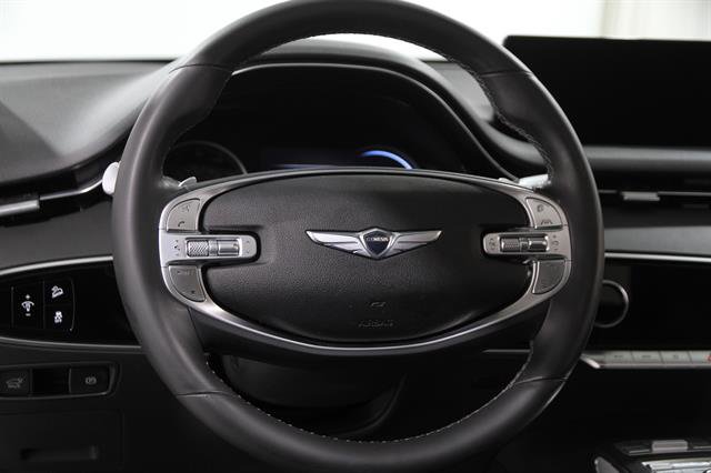 Certified 2024 Genesis GV70 2.5T w/ Select Package image 7