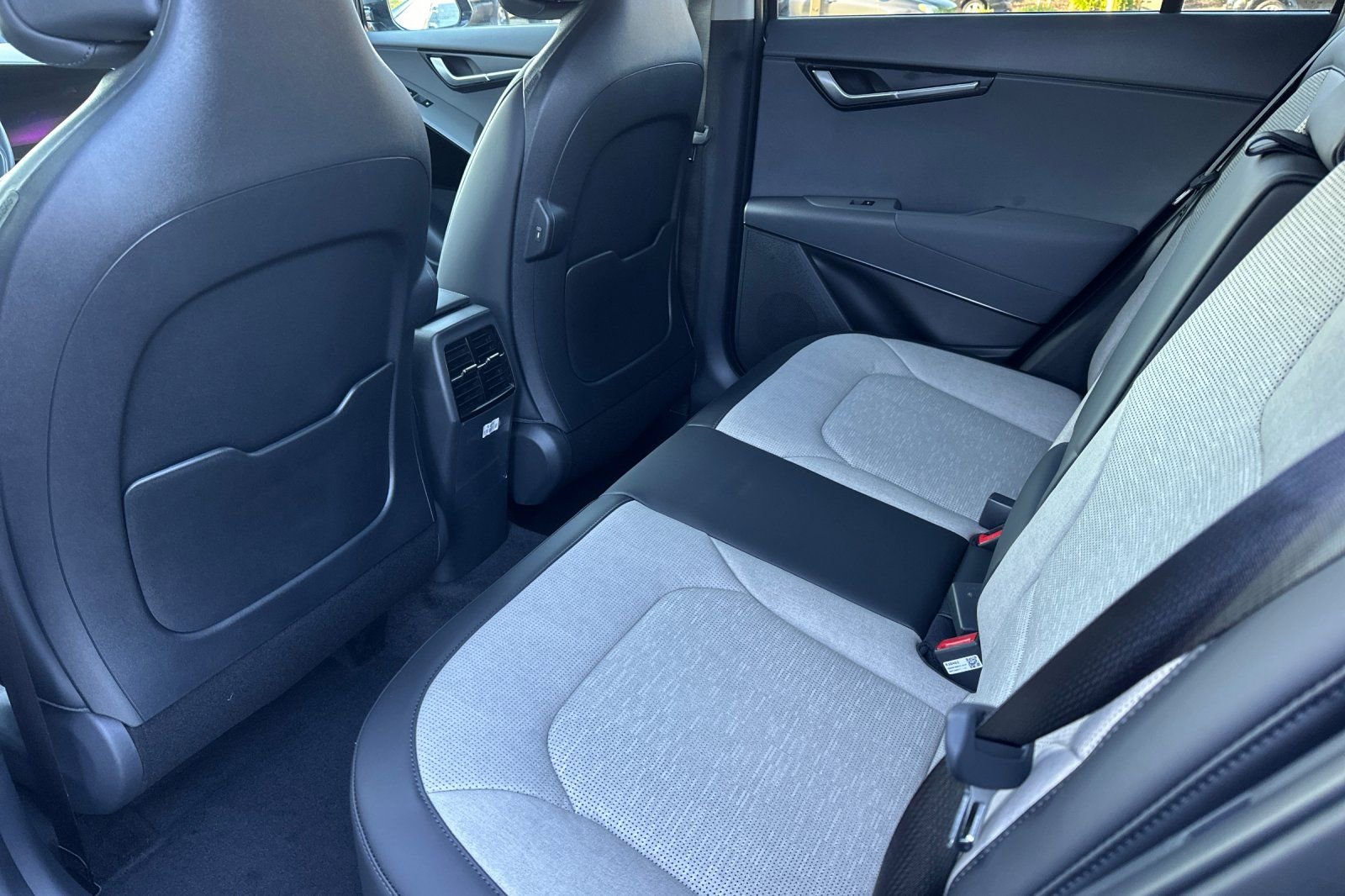 New 2026 Kia Niro SX image 12