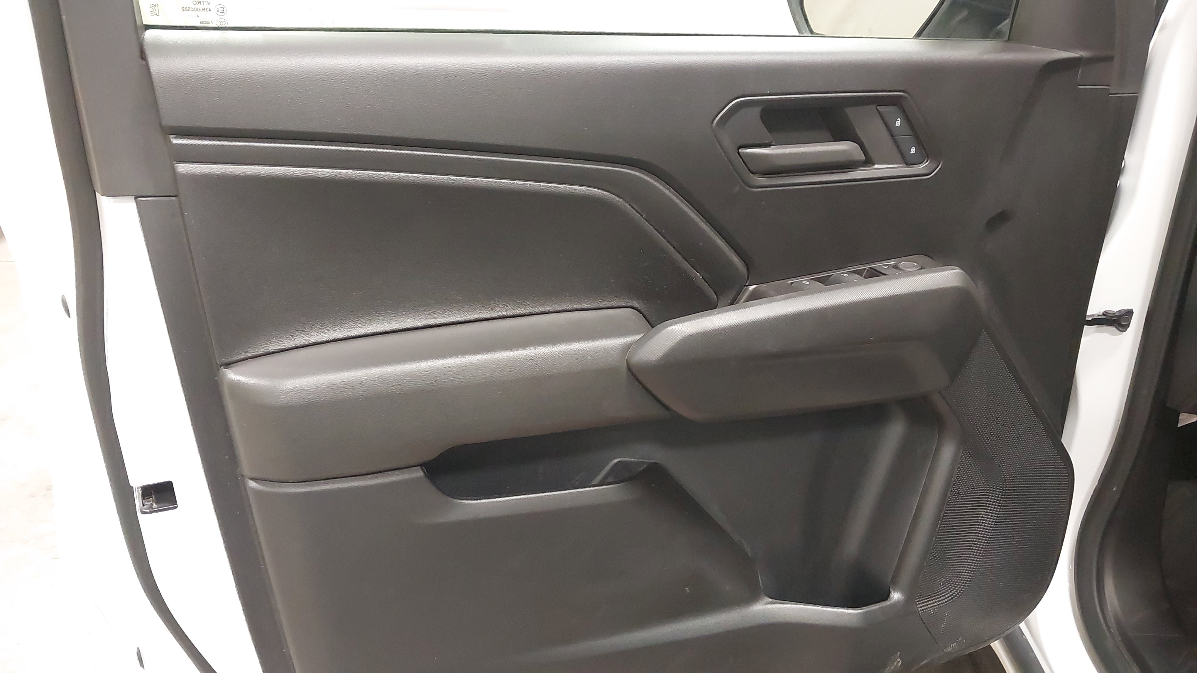Used 2024 Chevrolet Colorado Trail Boss w/ Advanced Trailering Package AWD/4WD image 24