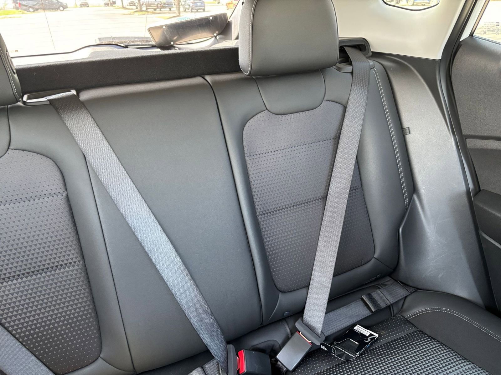 Used 2025 Chevrolet Trax LT image 36