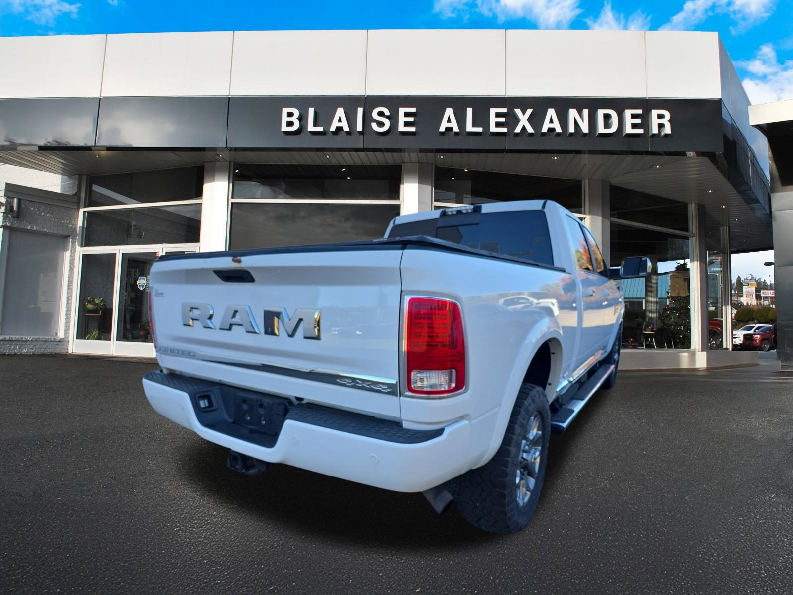 Used 2018 RAM 2500 Limited image 5