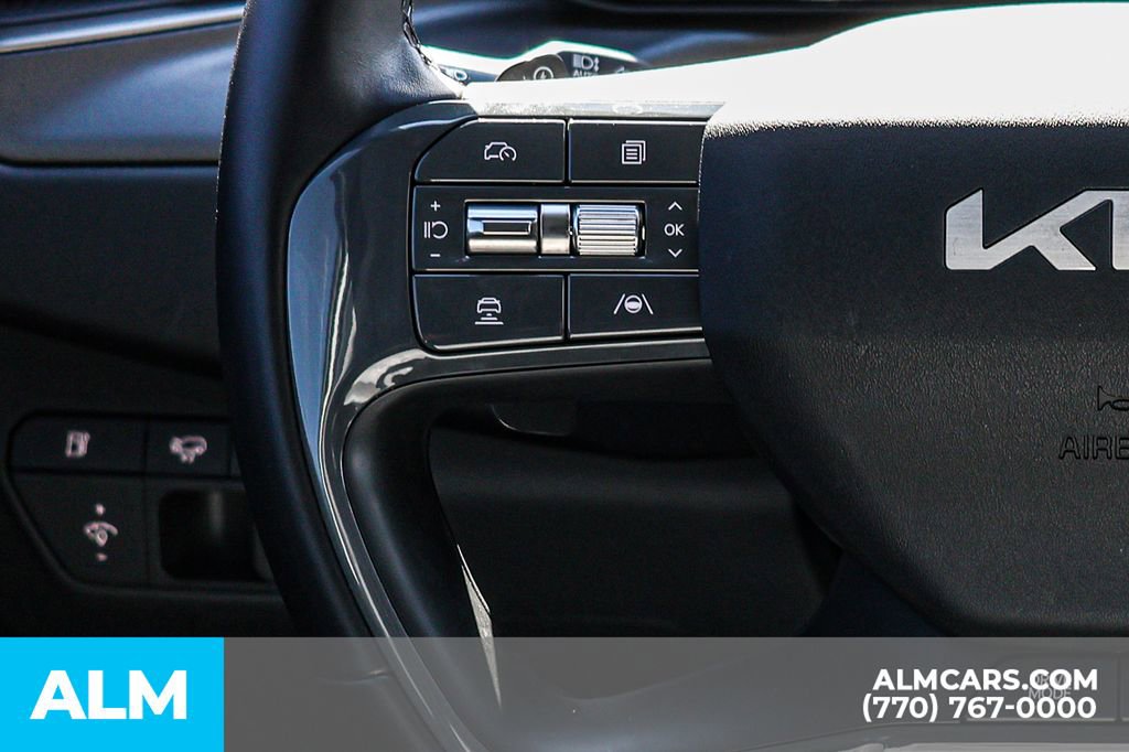 Used 2024 Kia EV9 Wind image 41