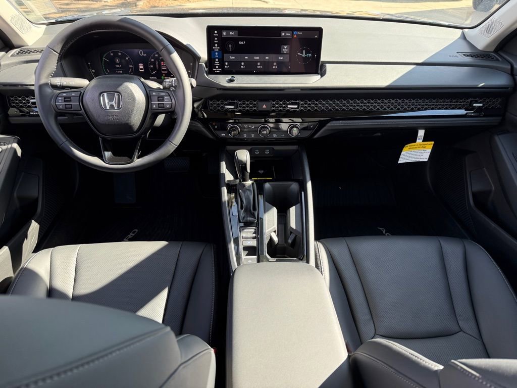 Certified 2025 Honda Accord EX-L image 17
