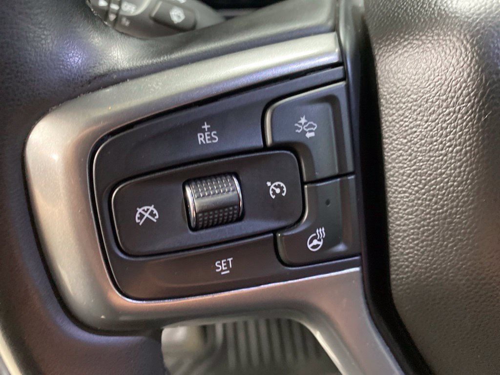 Used 2025 Chevrolet Silverado 1500 LT AWD/4WD image 31