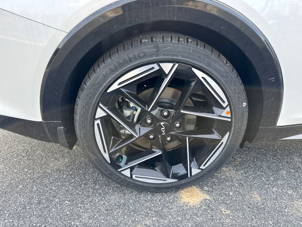 New 2025 Kia K4 GT-Line w/ GT-Line Premium Package image 17