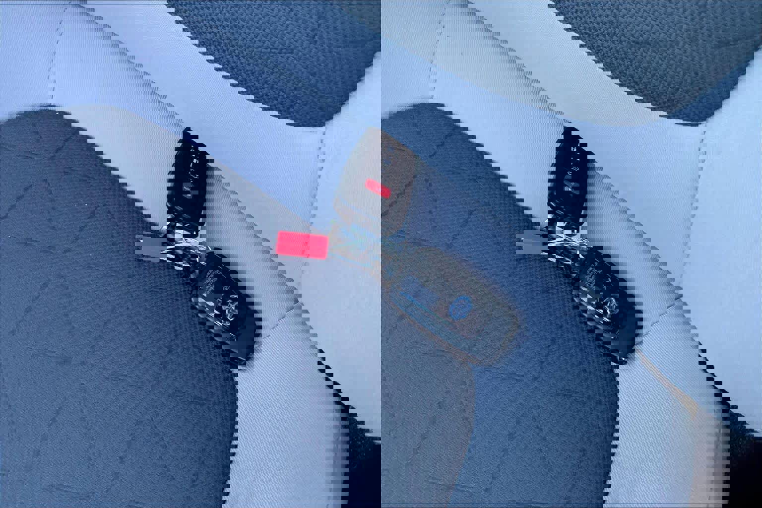 Used 2020 Toyota RAV4 XLE w/ Convenience Package image 14