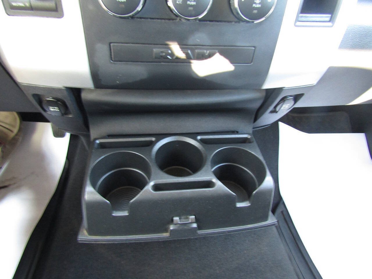 Used 2011 RAM 1500 Outdoorsman AWD/4WD image 16