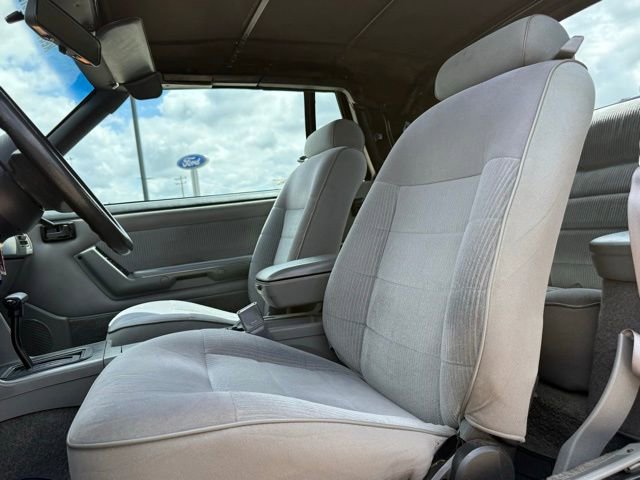 Used 1988 Ford Mustang LX image 21