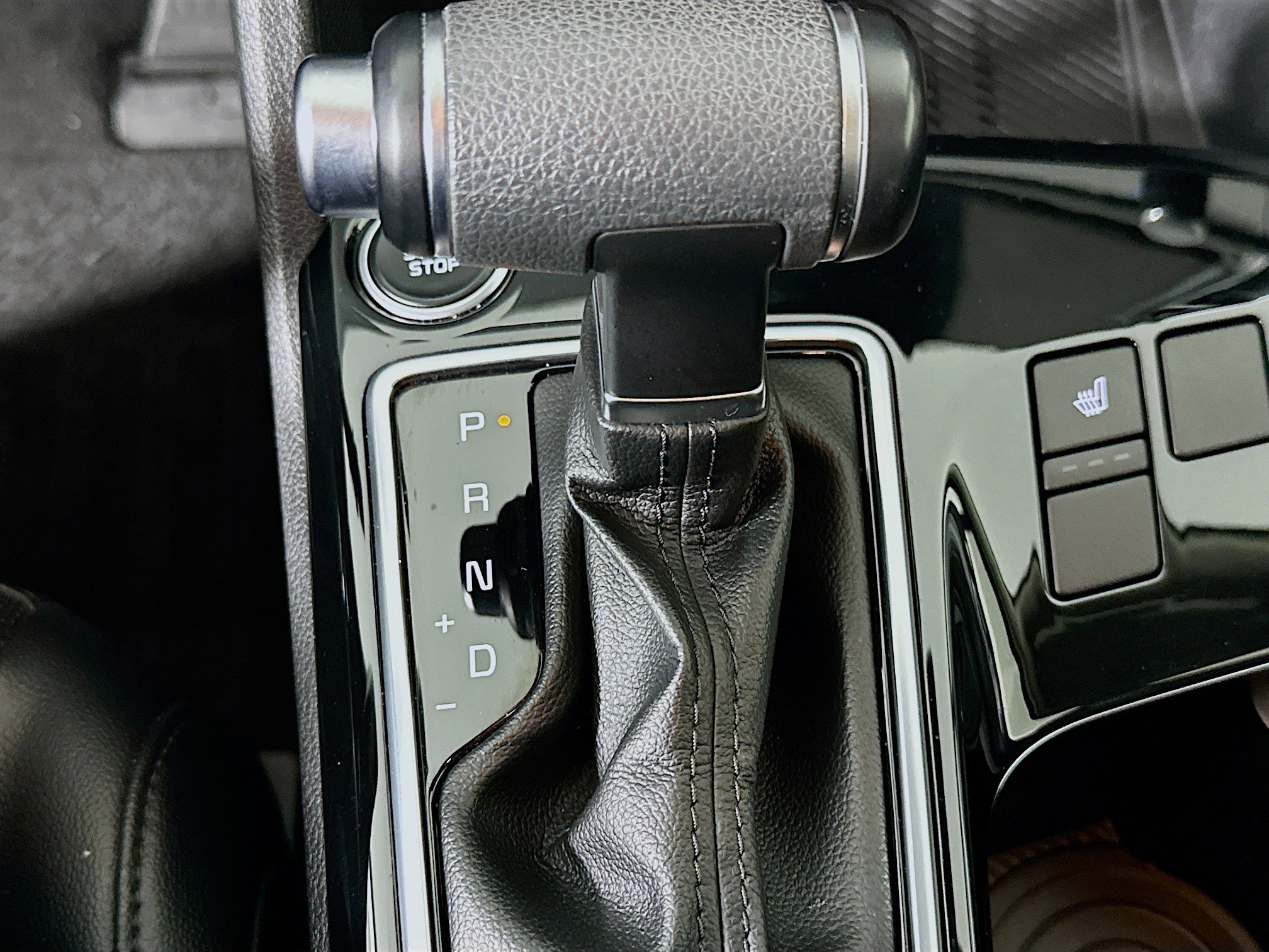 Used 2023 Kia Sportage EX image 25