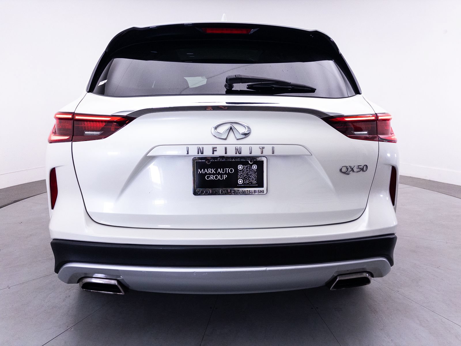 Used 2019 INFINITI QX50 Luxe w/ Cargo Package FWD image 15