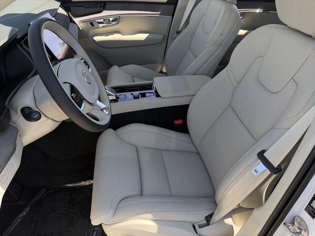 New 2026 Volvo XC90 B6 Ultra w/ Protection Package AWD/4WD image 20