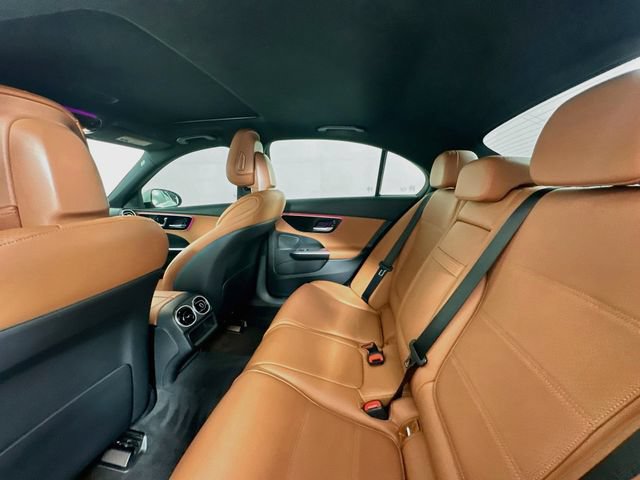 Used 2024 Mercedes-Benz C 300 Sedan image 24