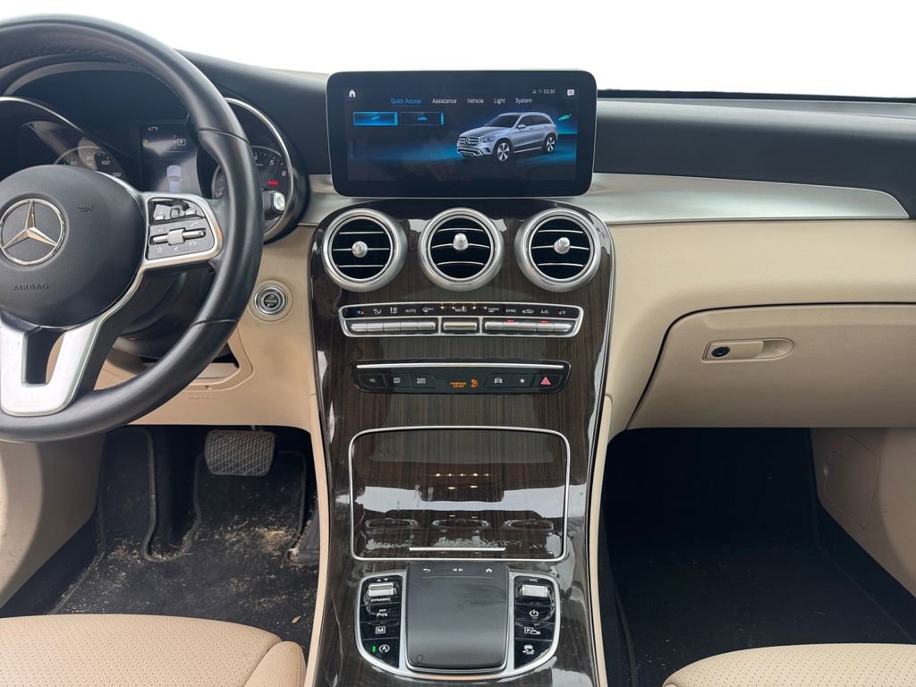 Used 2022 Mercedes-Benz GLC 300 image 10