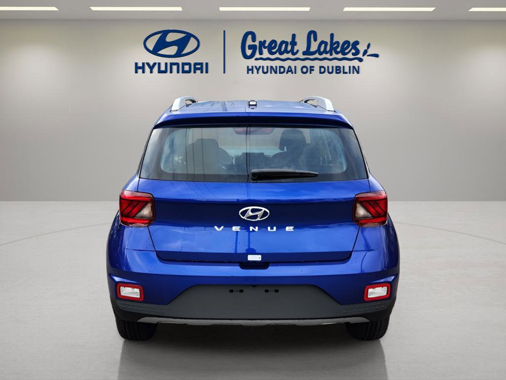New 2026 Hyundai Venue SEL FWD image 4