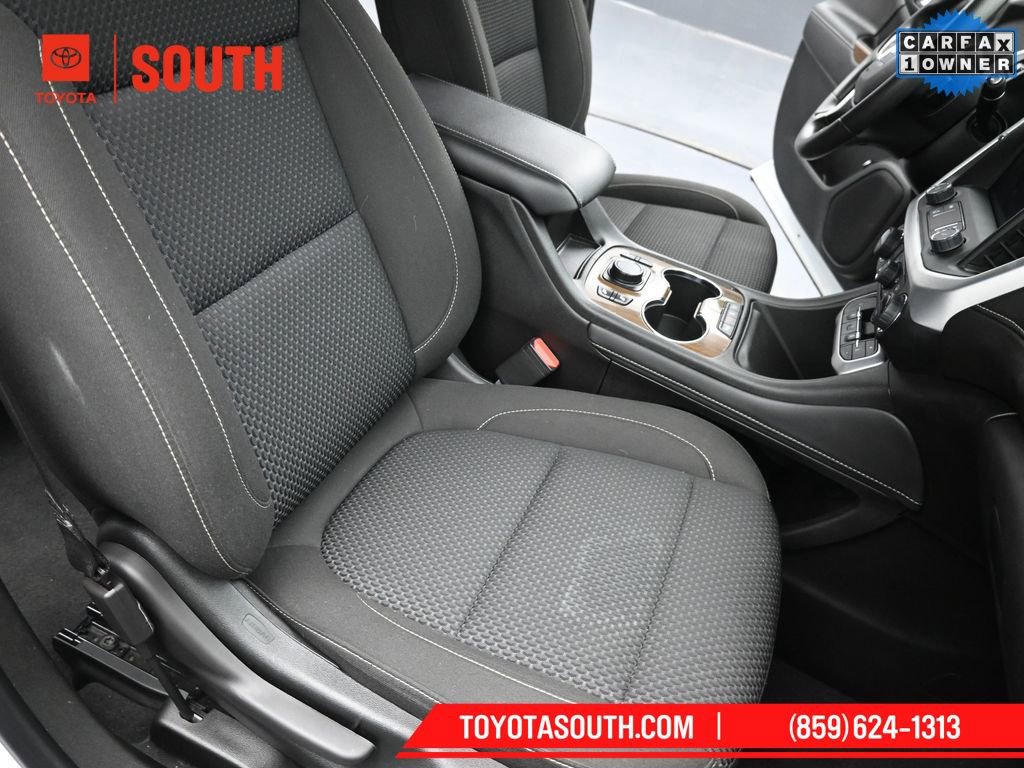 Used 2023 GMC Acadia SLE w/ Driver Convenience Package image 26