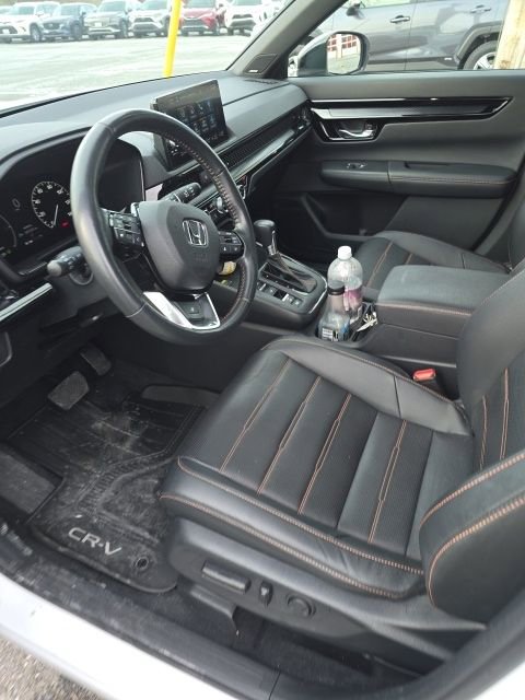 Used 2023 Honda CR-V Sport Touring image 8