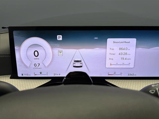 Used 2025 Genesis GV80 2.5T Prestige image 18