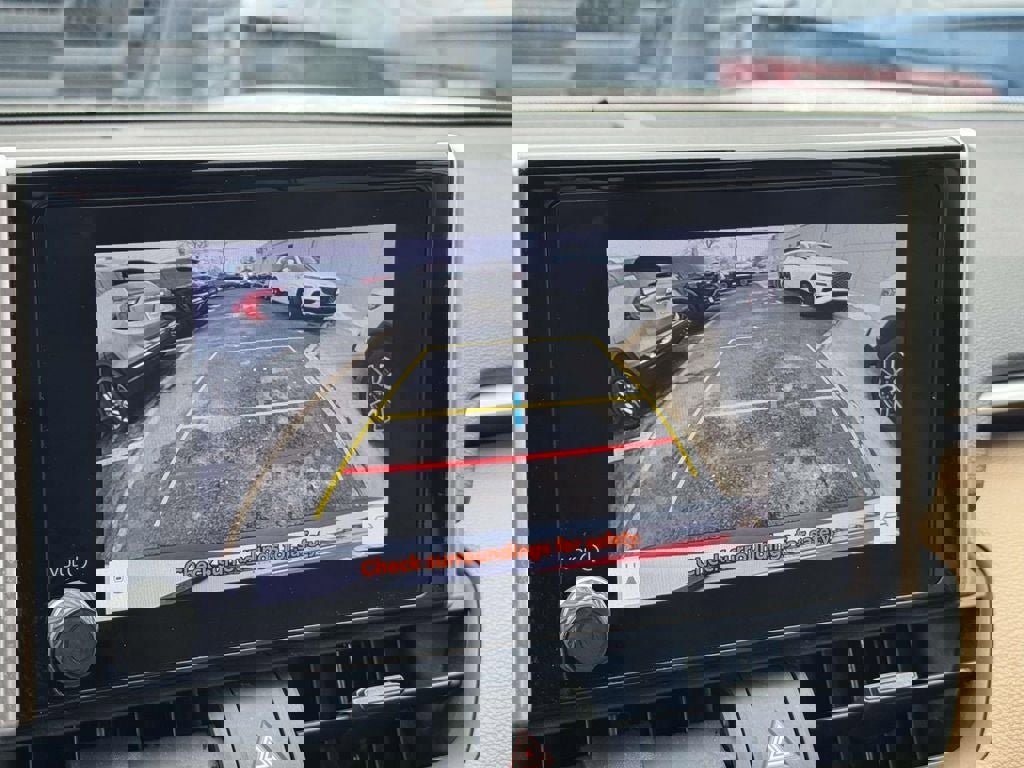 Used 2023 Toyota RAV4 XLE w/ Convenience Package image 17