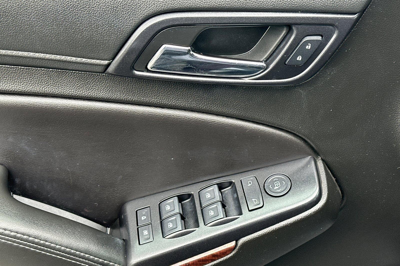 Used 2019 GMC Yukon SLE w/ Convenience Package image 13