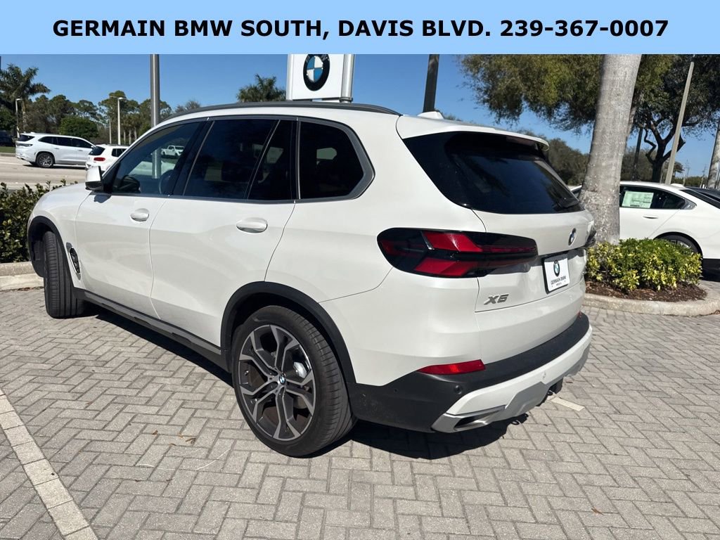 Certified 2024 BMW X5 sDrive40i w/ Premium Package image 7
