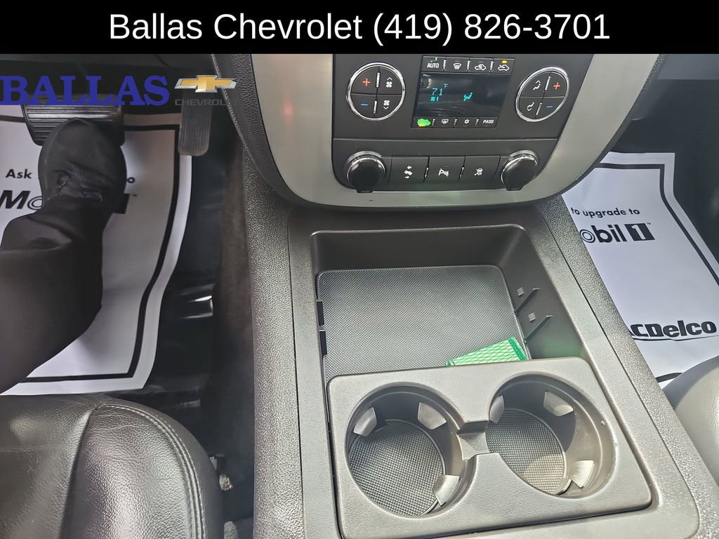 Used 2010 Chevrolet Avalanche LT w/ Luxury Package AWD/4WD image 14