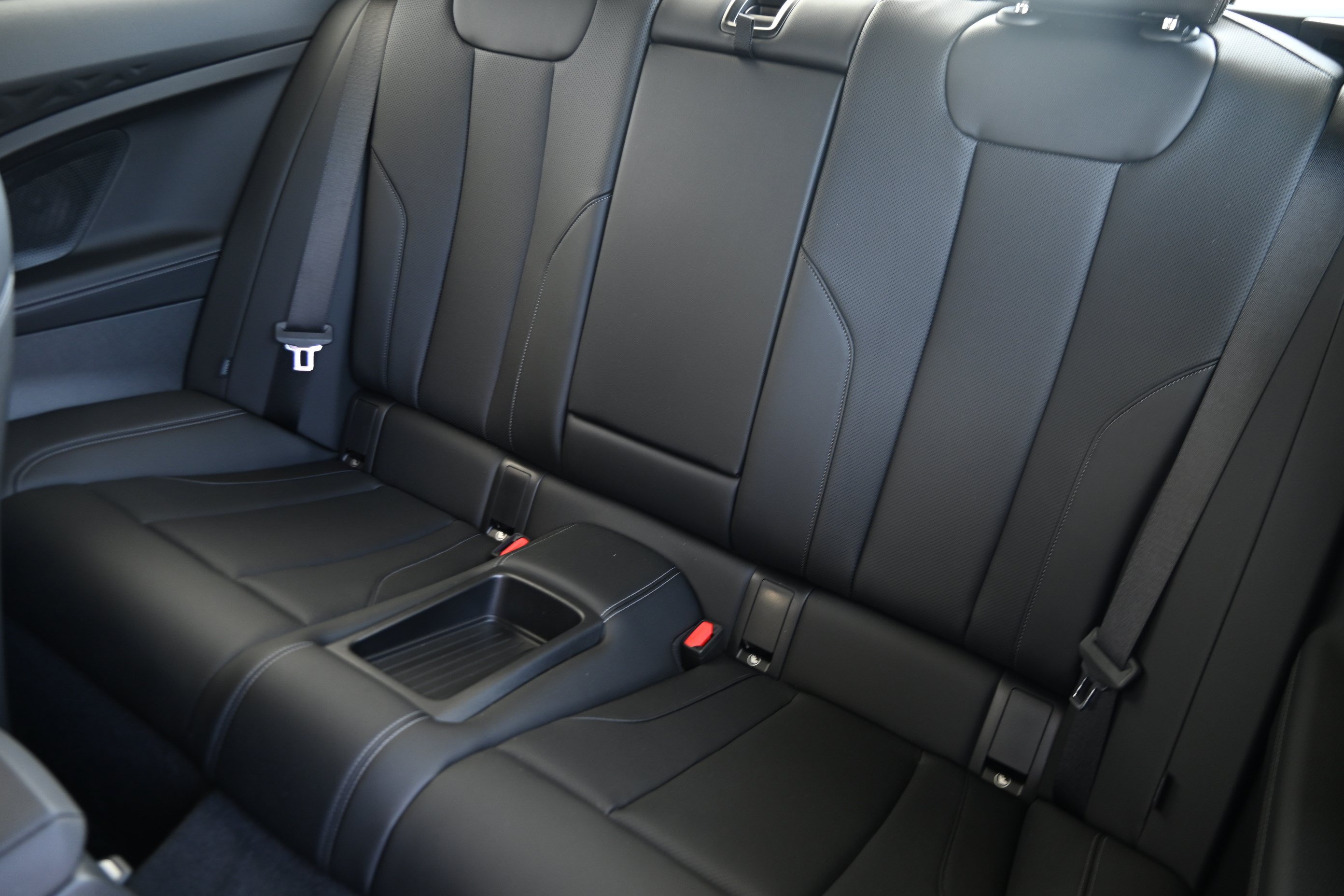 Used 2026 BMW M240i Coupe RWD image 13
