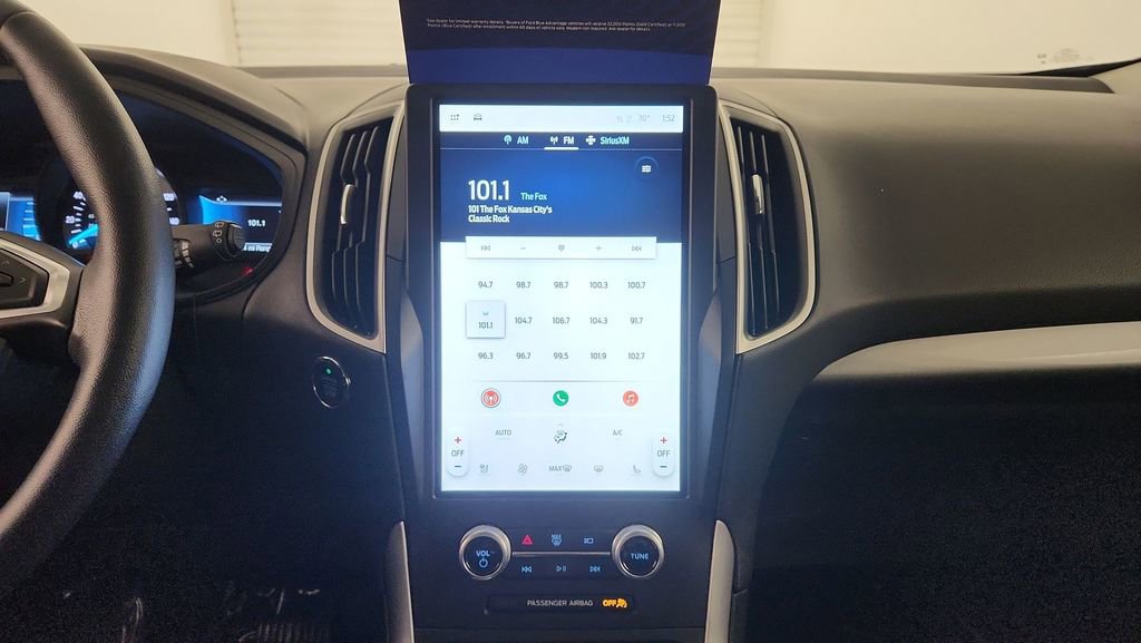 Used 2023 Ford Edge SEL w/ Convenience Package image 14