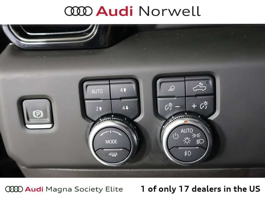 Used 2024 GMC Sierra 1500 AT4 w/ AT4 Preferred Package AWD/4WD image 25