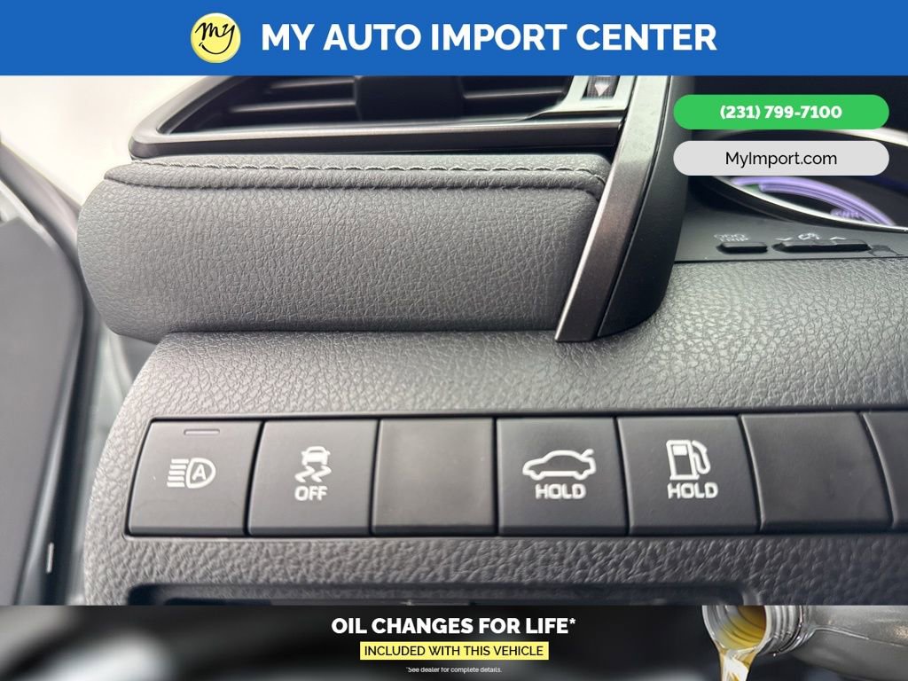 Used 2023 Toyota Camry XLE image 14