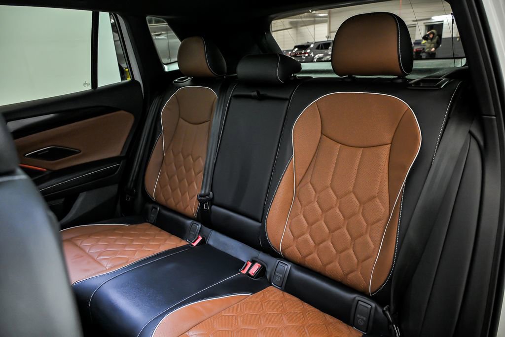 Used 2026 Volkswagen Tiguan SEL R-Line image 13