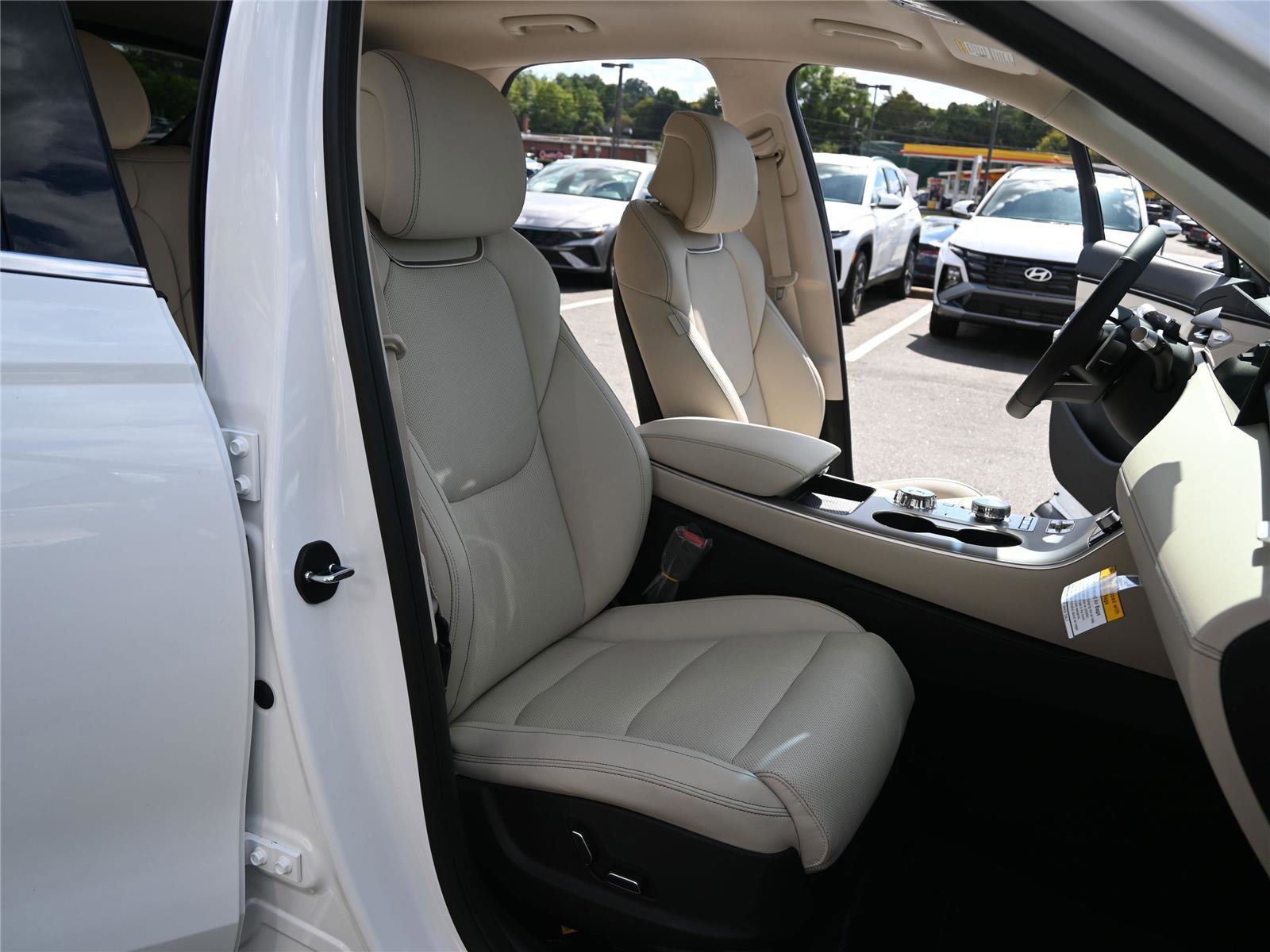 New 2026 Genesis GV70 2.5T Select image 25