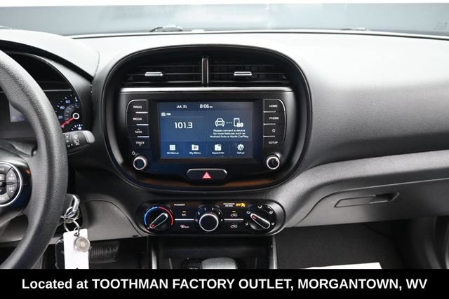 Used 2021 Kia Soul LX FWD image 15
