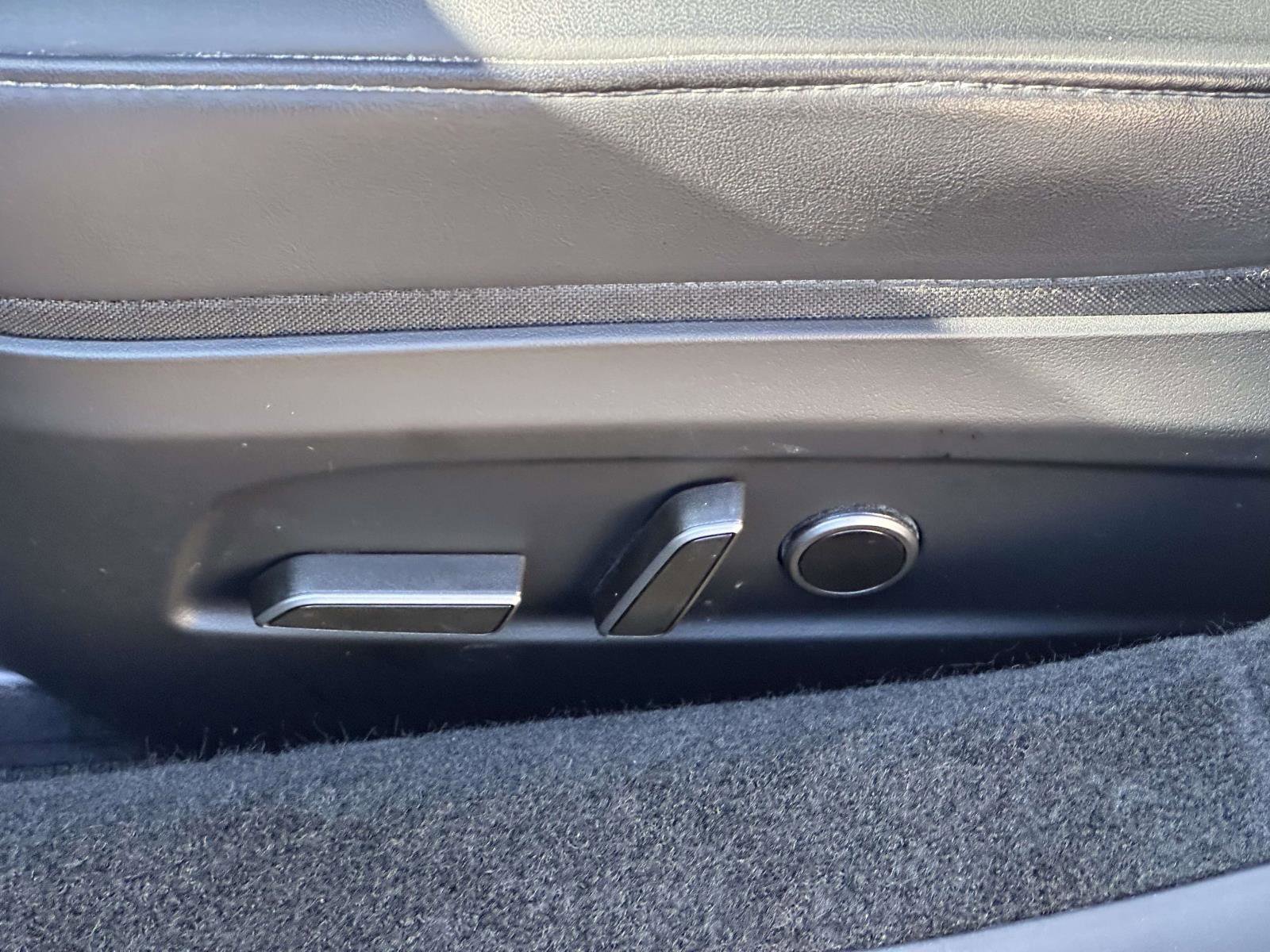 Used 2025 Tesla Model 3 Long Range RWD image 16